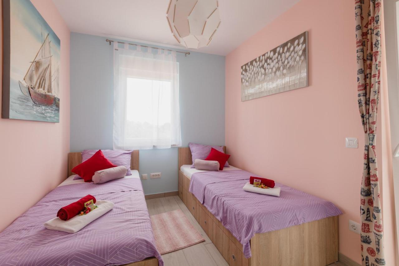 Villa Rosa Privlaka  Kültér fotó